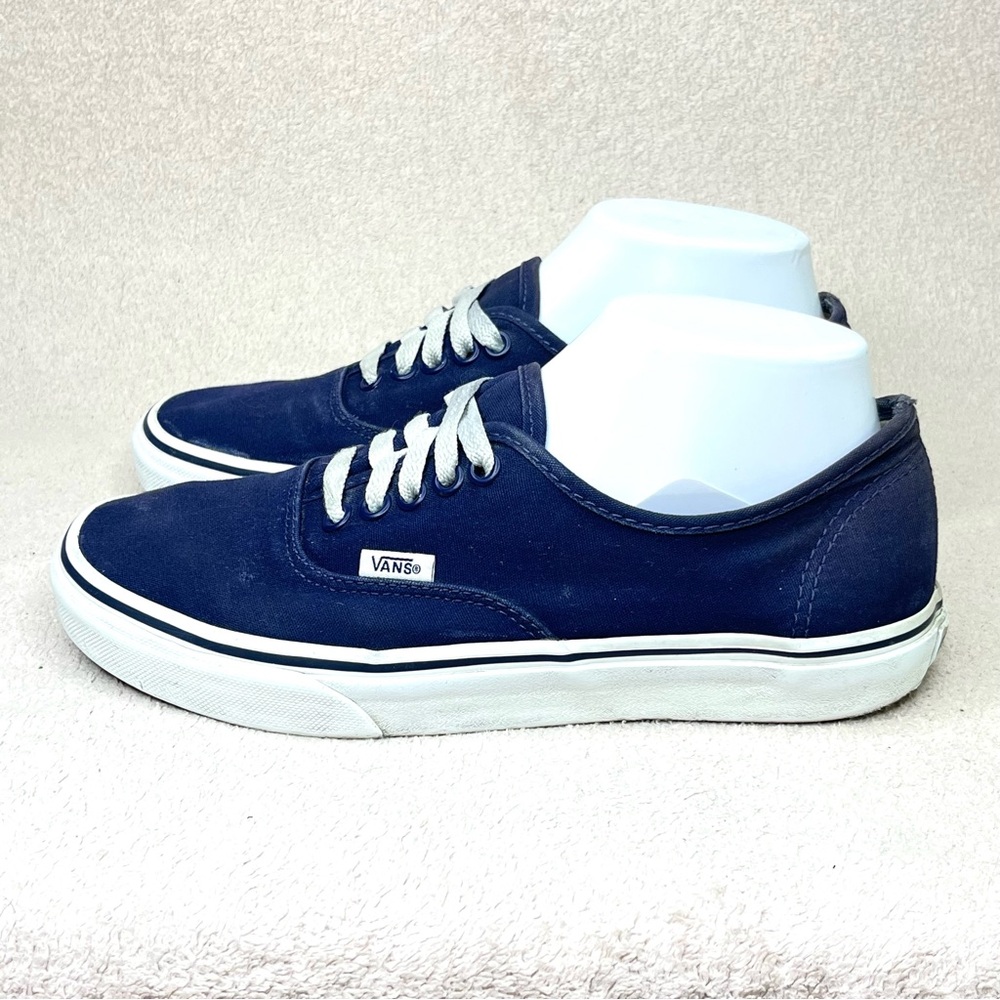 Vans Authentic Classic Low Top Sneakers-Navy Blue-Women’s 8-Casual-Sporty-Cute - Picture 2 of 9